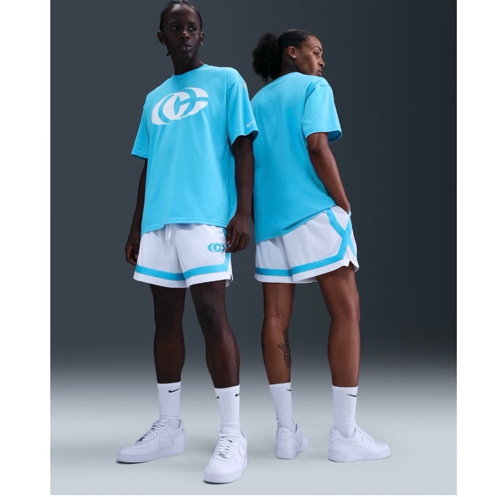 ✔️NWT✔️ NIKE Caitlin Clark Crossover Dri-FIT 5" Basketball Shorts